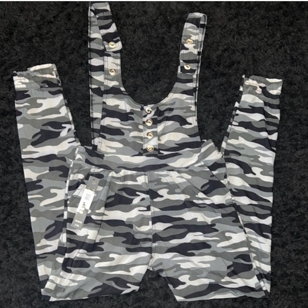 Adorable Overall Style Camo Jumpsuit/Romper